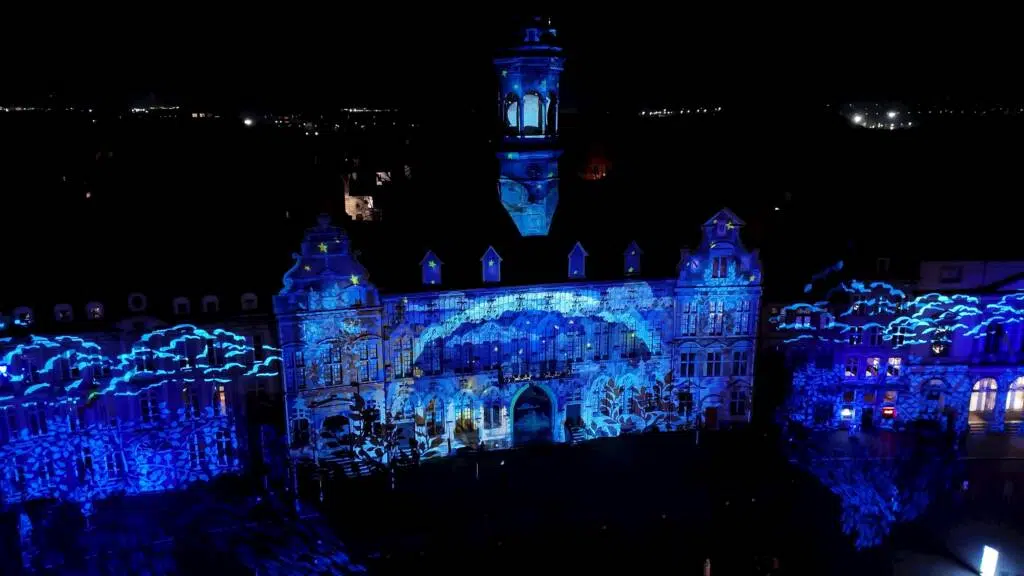 Glitch prod - Video mapping -Mons en lumiere - 2025 - Luciole